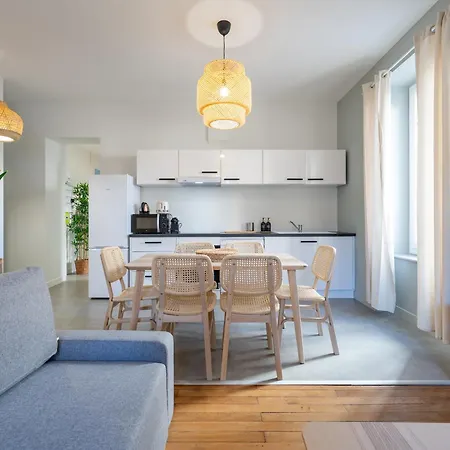 Le Cocon Urbain Maison, 6 Personnes, Avec Parking Proche Tram Et Metro Villeurbanne Esterno foto