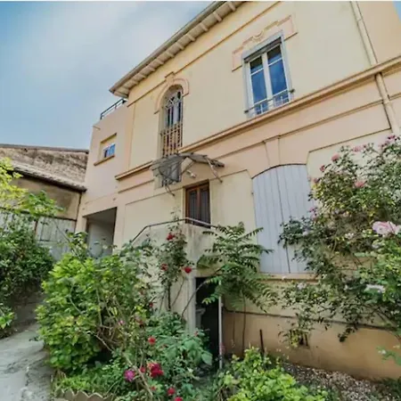 Le Cocon Urbain Maison, 6 Personnes, Avec Parking Proche Tram Et Metro Villeurbanne Esterno foto
